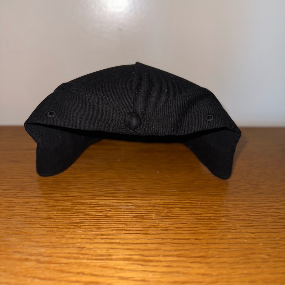 Men’s SnapBack - Picture 2 of 2